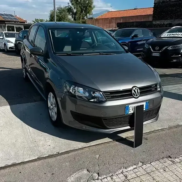 Usata VW Polo Trendline 60 CV (44 kW) 2014 Grigio Berlina
