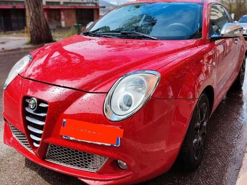 Rosso Usata 2008 Alfa Romeo MiTo Due volumi | 2800 € (Buon prezzo) - Immagine 1/4