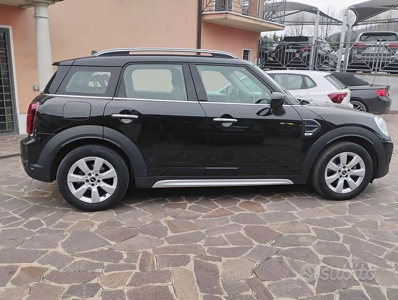 Usata Mini Cooper D Countryman Business 150 CV (110 kW) 2022 Nero SUV