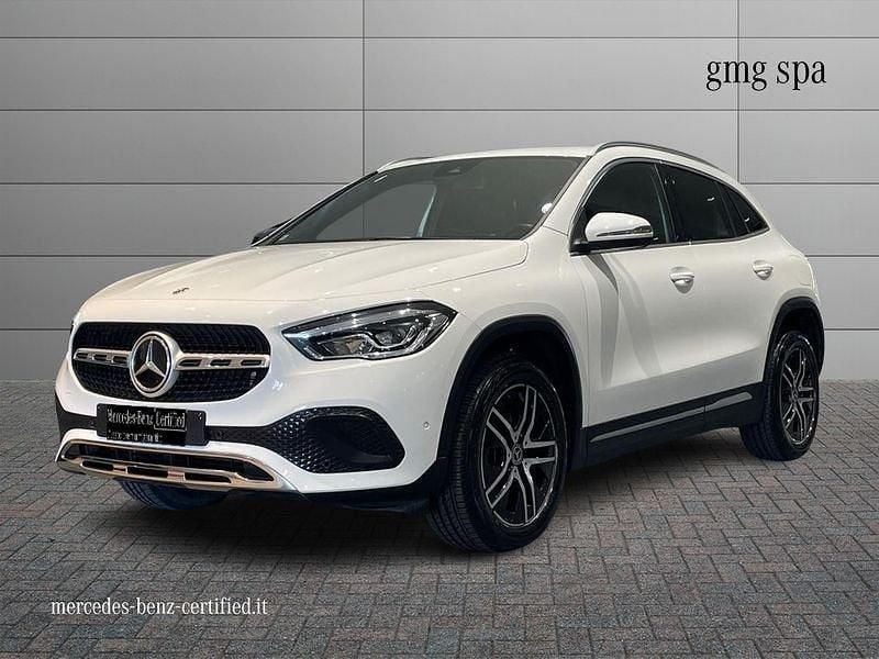 Usata Mercedes GLA180 116 CV (85 kW) 2022 Bianco SUV