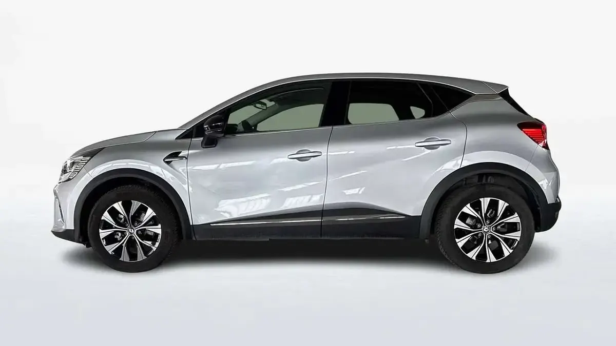 Usata Renault Captur Techno 94 CV (69 kW) 2023 Argento SUV
