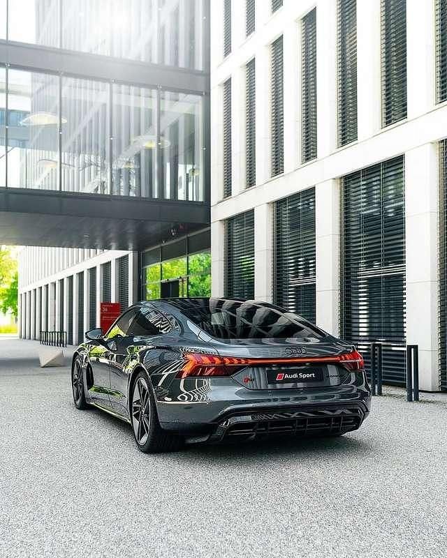 Usata Audi e-tron GT quattro Edition .1 550 kW (748 CV) 2021 Berlina