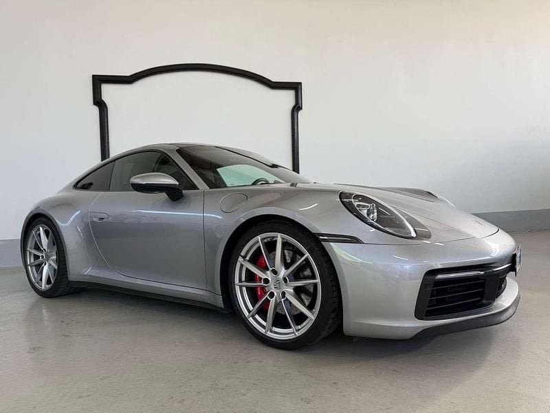 Usata Porsche 911 Carrera 4S Chrono 450 CV (330 kW) 2019 Argento Coupé