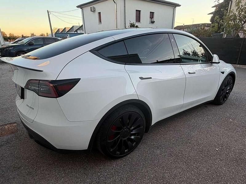 Usata Tesla Model Y Performance 155 kW (211 CV) 2022 Bianco SUV