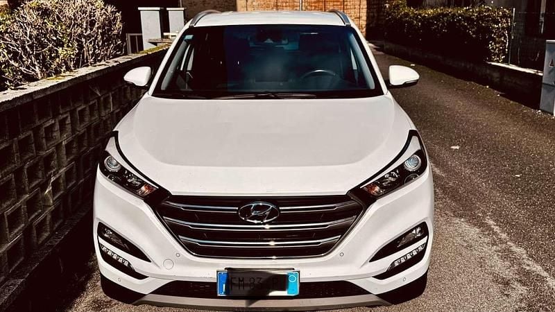 Usata Hyundai Tucson Xpossible 141 CV (103 kW) 2017 Bianco SUV