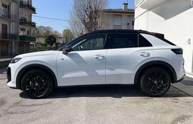 Nuova VW T-Roc Life 150 CV (110 kW) 2026 Bianco SUV