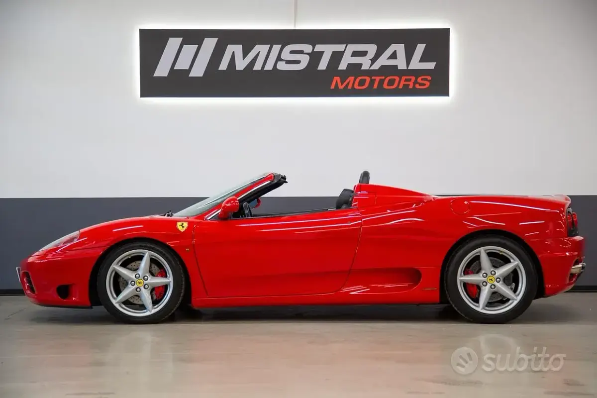 Usata Ferrari 360 400 CV (294 kW) 2002 Rosso Cabrio