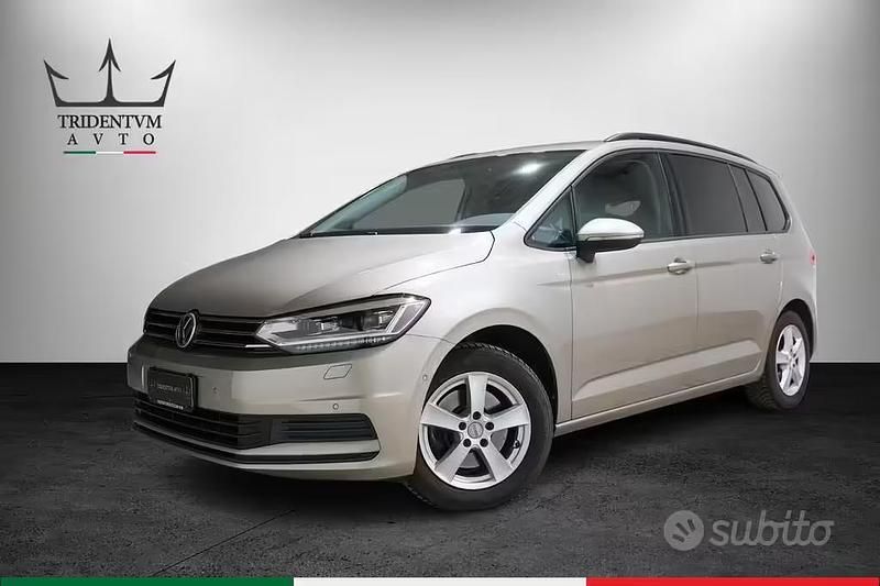 Usata VW Touran Comfortline 110 CV (80 kW) 2016 Grigio Monovolume