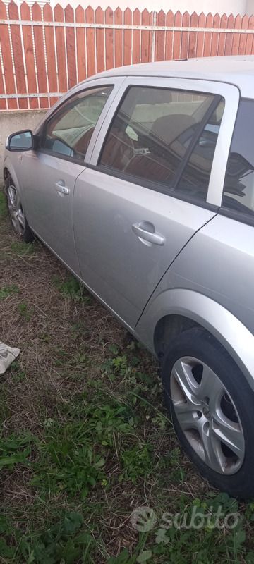 Occasion Opel Astra S 110 PK (80 kW) 2009 Grijs Stationwagen