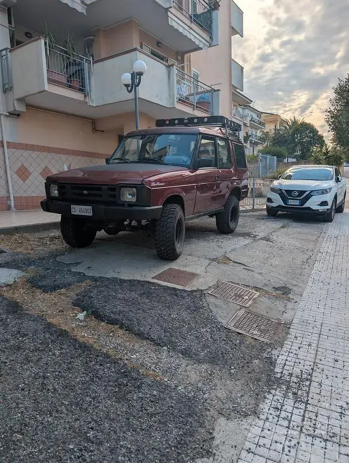 Usata Land Rover Discovery 113 CV (83 kW) 1990 Rosso SUV