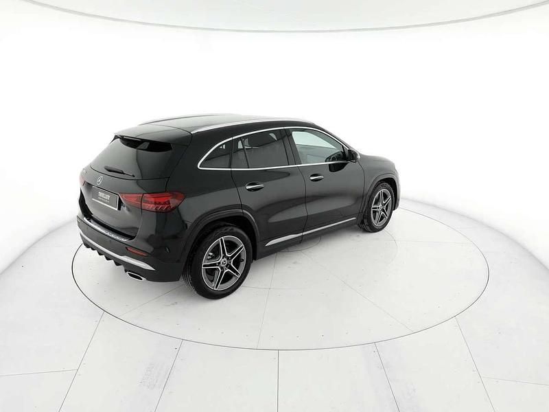 Usata Mercedes GLA180 Advanced Plus 116 CV (85 kW) 2024 Nero SUV