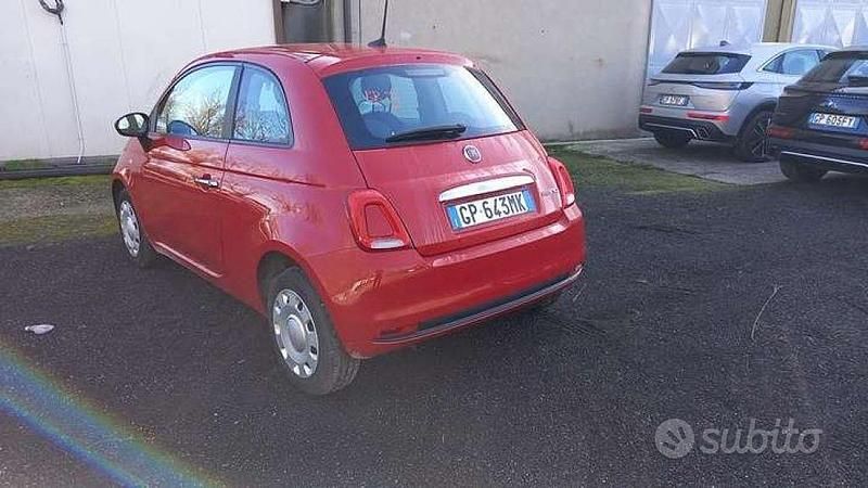 Usata Fiat 500 70 CV (51 kW) 2023 Rosso passione pastello Utilitaria