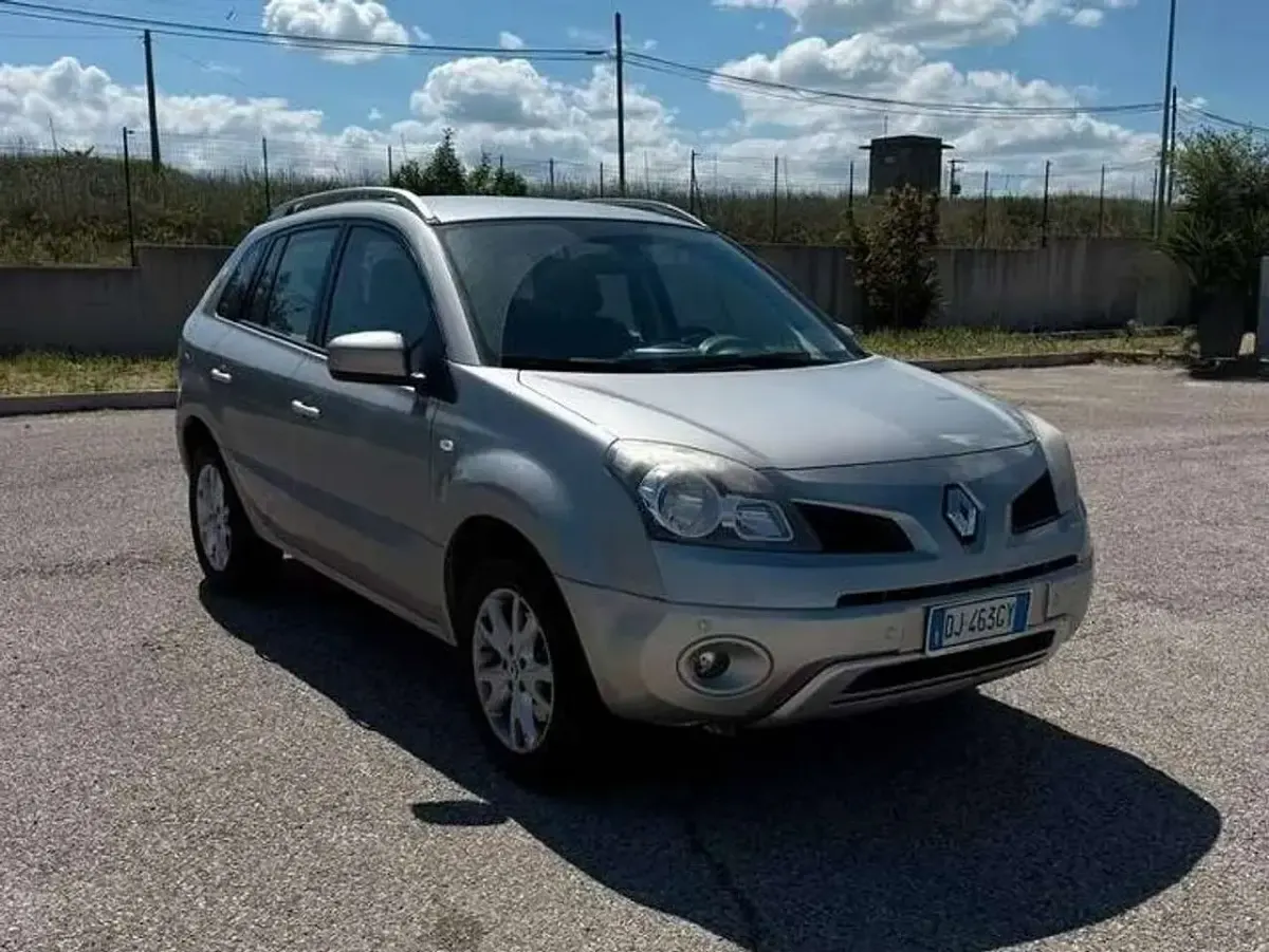 Usata Renault Koleos Dynamique 150 CV (110 kW) 2008 Grigio SUV