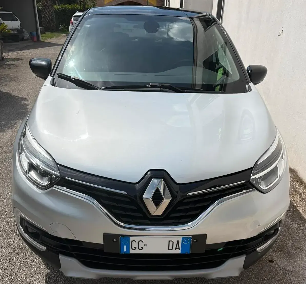 Usata Renault Captur 90 CV (66 kW) 2019 Argento SUV