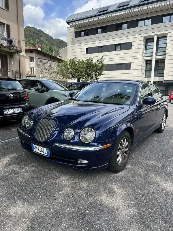 Usata Jaguar S-Type Executive 238 CV (175 kW) 2002 Blu Berlina