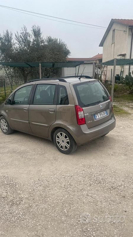 Usata Fiat Idea 2006 Grigio Monovolume