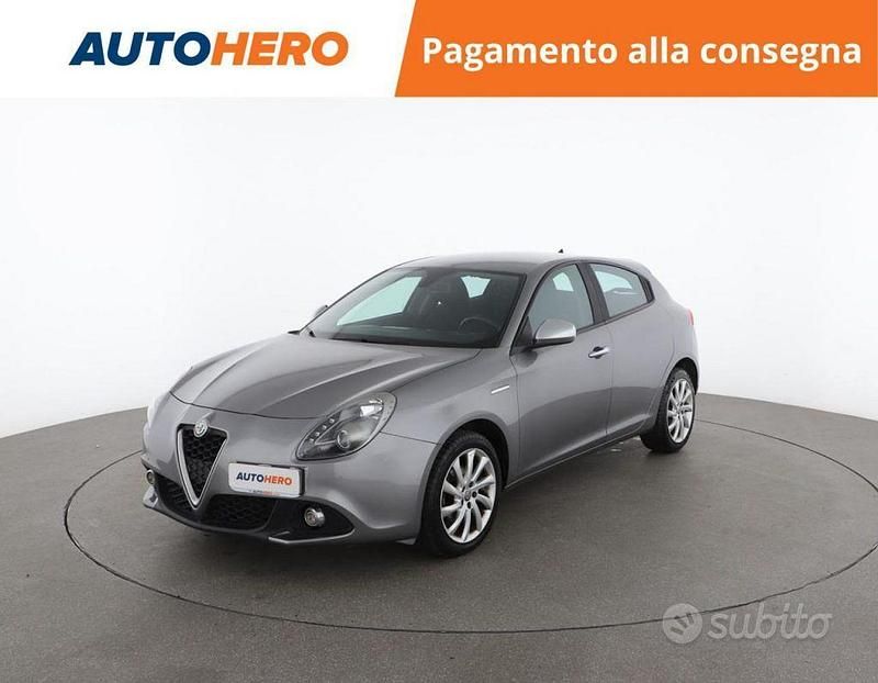 Grigio Usata 2017 Alfa Romeo Giulietta Super Tre volumi | 11.399 € (Buon prezzo) - Immagine 1/2