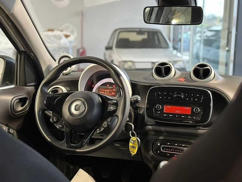 Usata Smart ForFour 71 CV (52 kW) 2019 Bianco Utilitaria