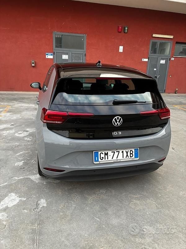 Usata VW ID.3 Pro Performance 150 kW (204 CV) 2023 Grigio Utilitaria