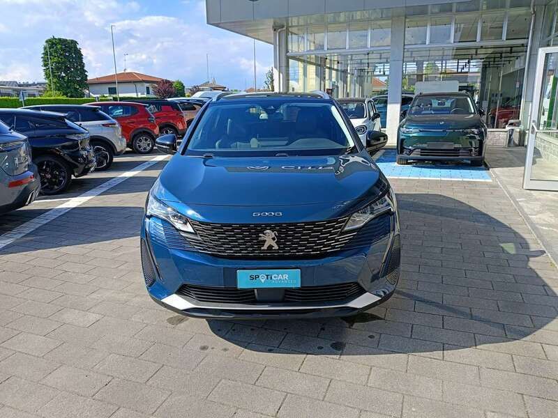 Usata Peugeot 5008 Allure 131 CV (96 kW) 2021 Blu celebes Monovolume