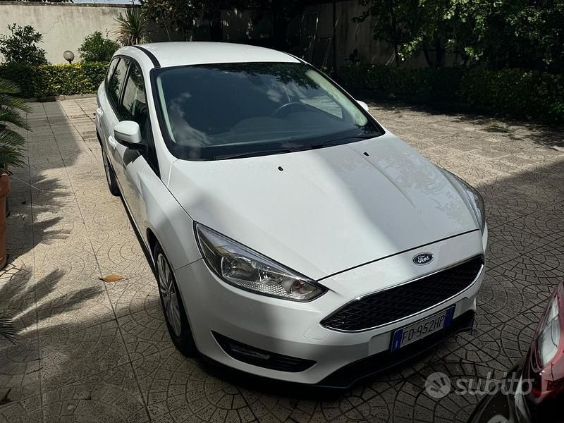 Usata Ford Focus Titanium 95 CV (69 kW) 2016 Bianco Berlina