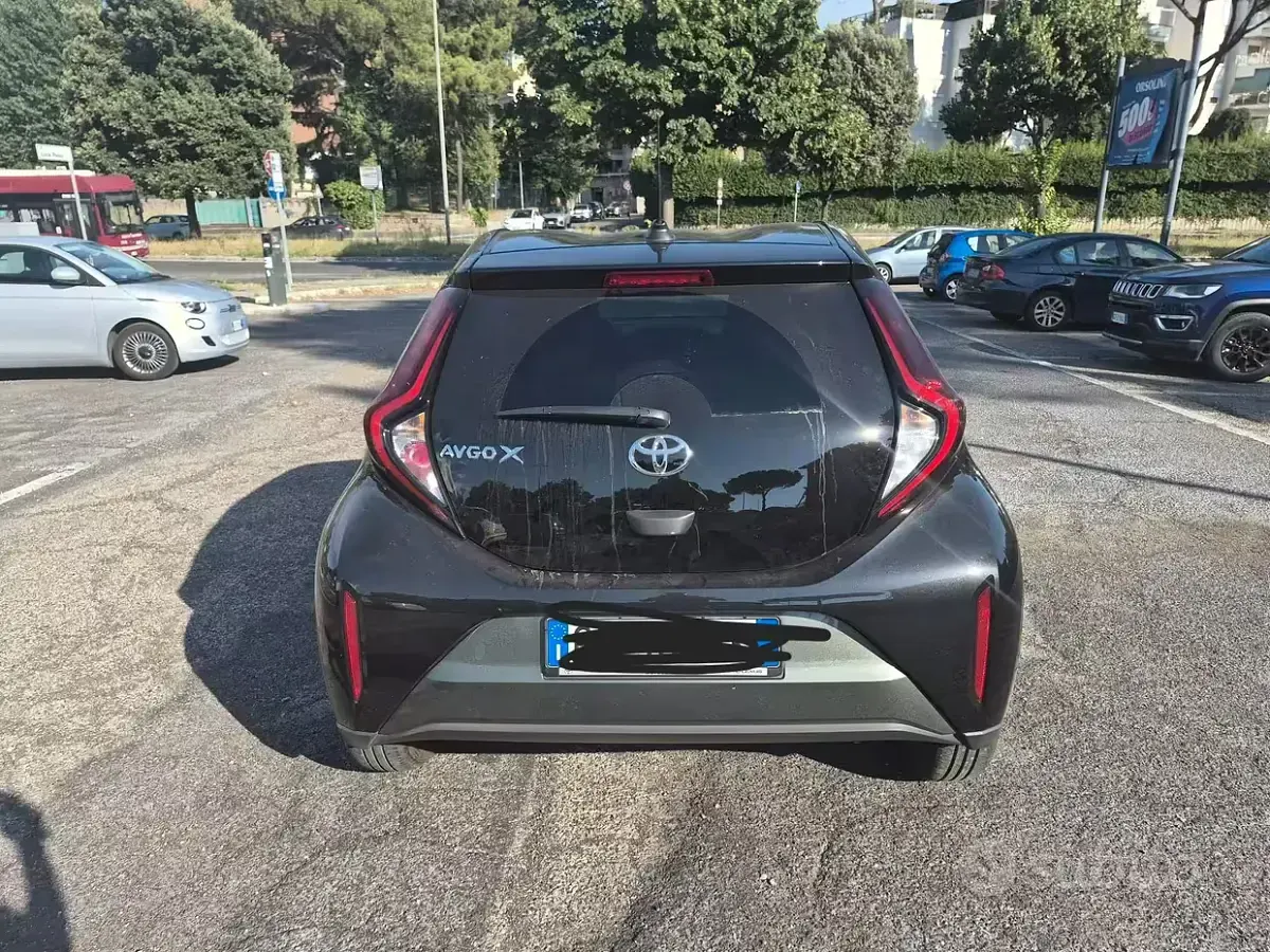 Usata Toyota Aygo X 72 CV (52 kW) 2023 Verde SUV