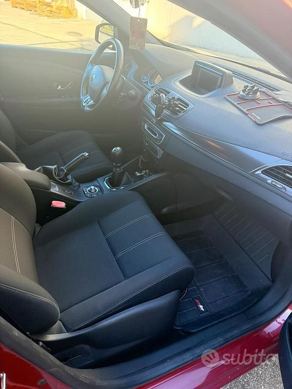 Usata Renault Mégane 110 CV (80 kW) 2014 Rosso Berlina