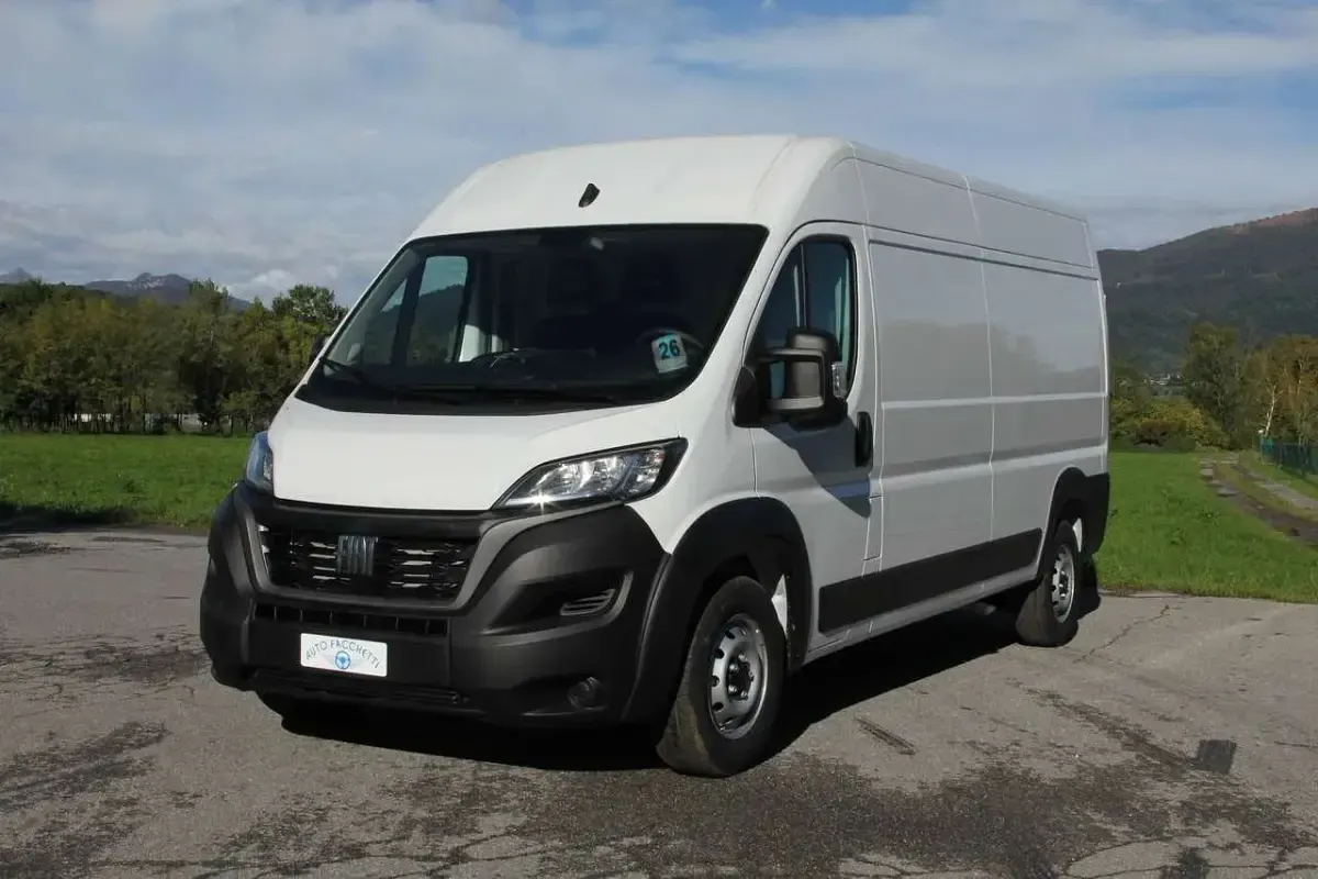 Usata Fiat Ducato 140 CV (102 kW) 2022 Bianco Furgone
