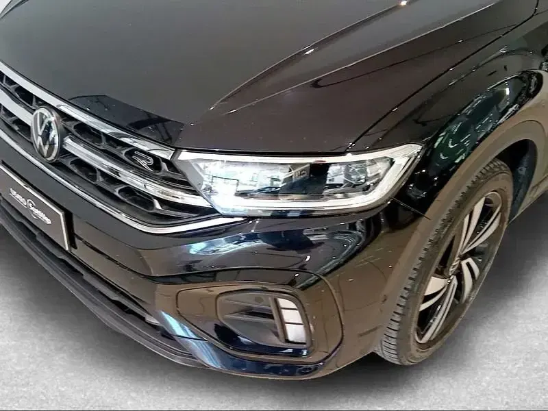 Usata VW T-Roc R-line 116 CV (85 kW) 2022 Nero SUV