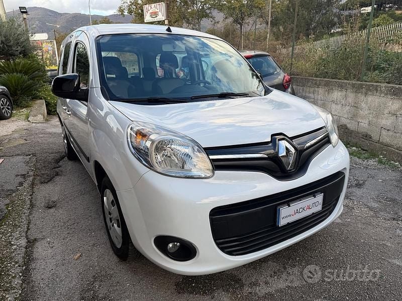 Usata Renault Kangoo LIMITED 116 CV (85 kW) 2020 Bianco Monovolume