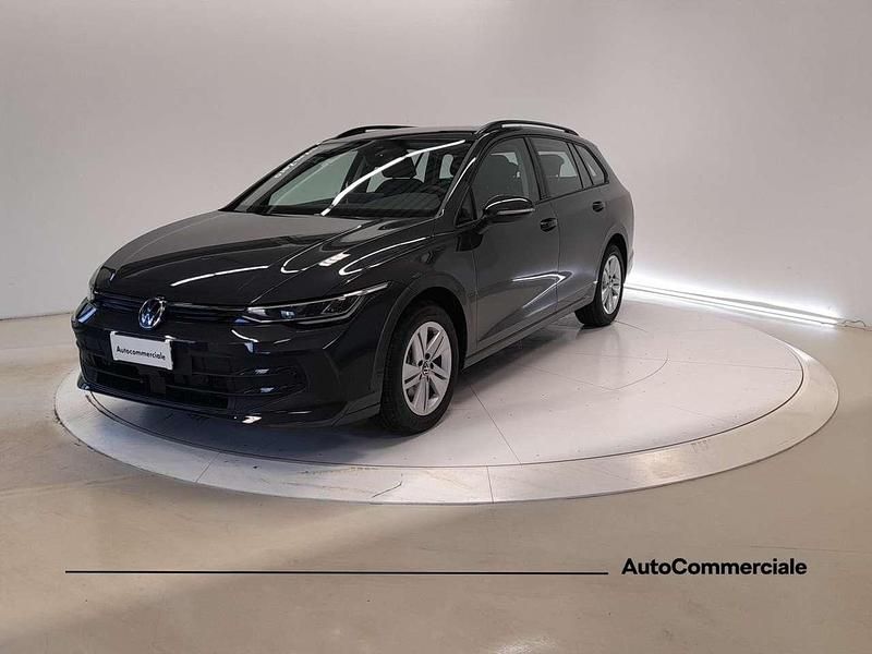 Nuova VW Golf VIII Life 116 CV (85 kW) 2025 Grigio Station wagon