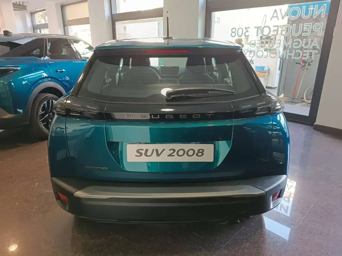 Nuova Peugeot 2008 Style 101 CV (74 kW) 2026 Blu obsession SUV