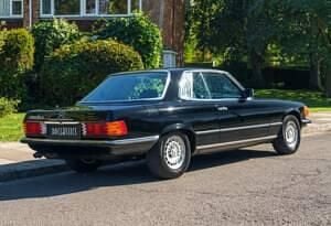 Usata Mercedes SLC380 218 CV (160 kW) 1981 Nero Coupé