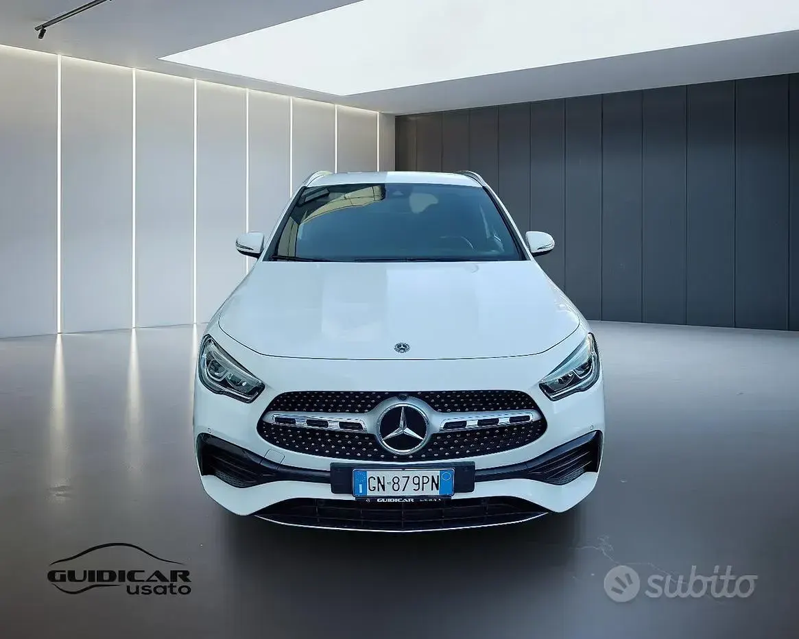 Usata Mercedes GLA180 Premium 116 CV (85 kW) 2023 Bianco SUV