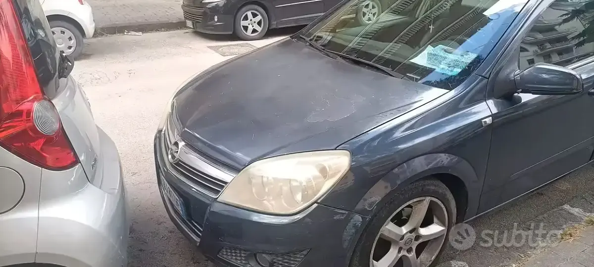 Usata Opel Astra 60 CV (44 kW) 2007 Blu Station wagon