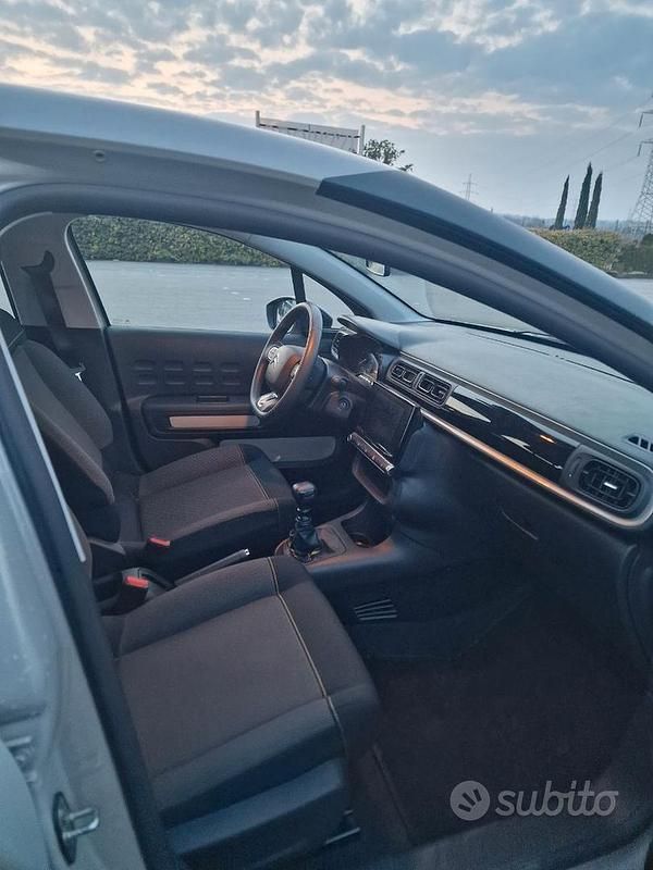 Usata Citroën C3 PureTech 110 CV (80 kW) 2023 Grigio Utilitaria