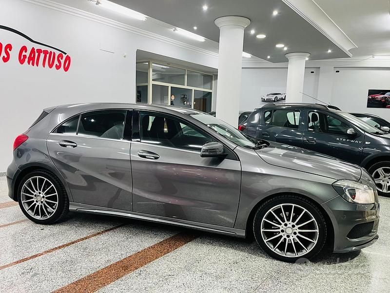 Usata Mercedes A180 AMG 109 CV (80 kW) 2015 Grigio Berlina