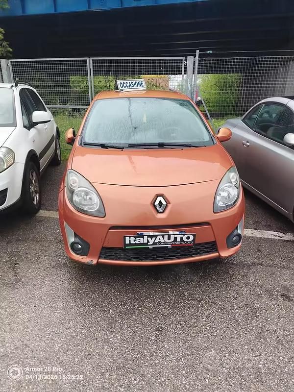 Usata Renault Twingo LE 58 CV (42 kW) 2009 Arancione Utilitaria