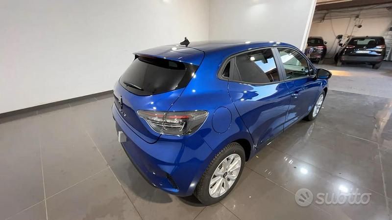 Ny Renault Clio V Evolution 101 HK (74 kW) 2025 Blå Sedan