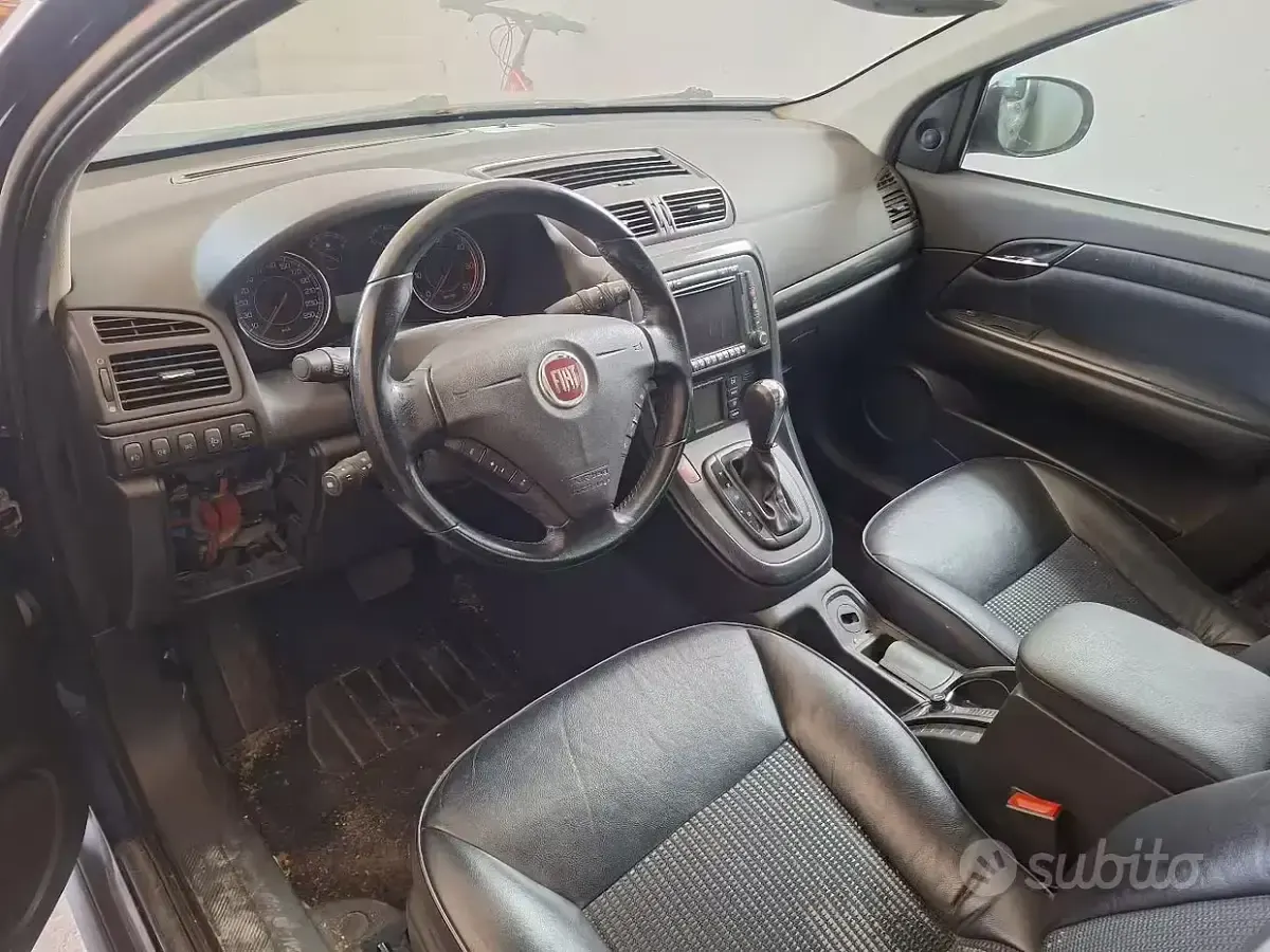 Usata Fiat Croma 200 CV (147 kW) 2008 Bluazzurro Station wagon