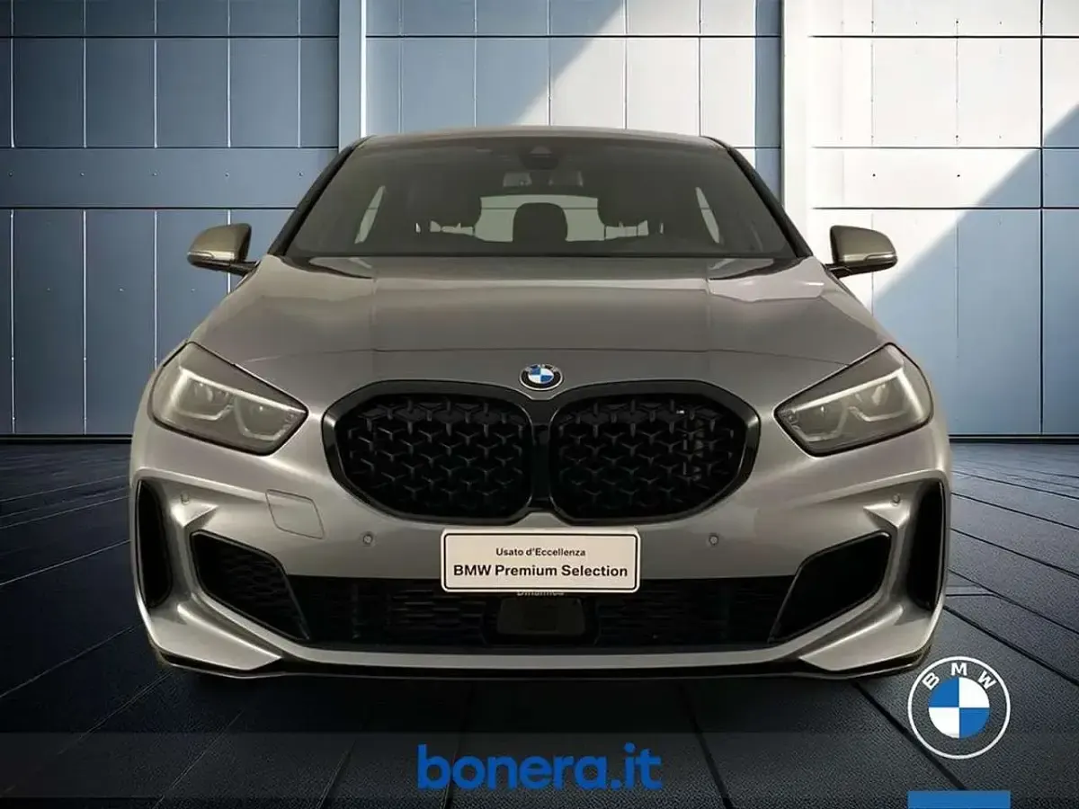 Usata BMW 135 Efficient Dynamics 306 CV (225 kW) 2023 Grigio Utilitaria