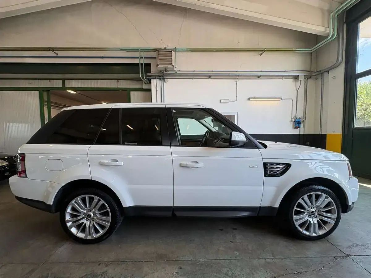 Usata Land Rover Range Rover Autobiography 256 CV (188 kW) 2012 Bianco SUV