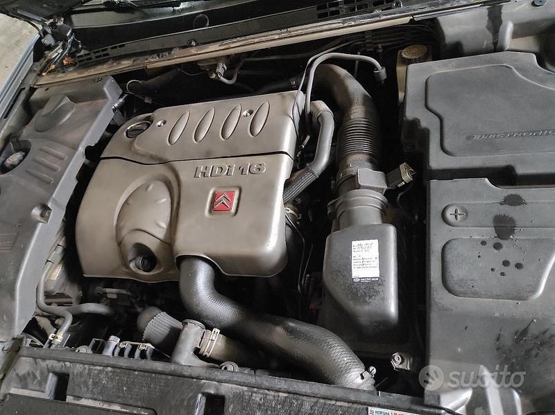Usata Citroën C5 133 CV (97 kW) 2003 Grigio Station wagon