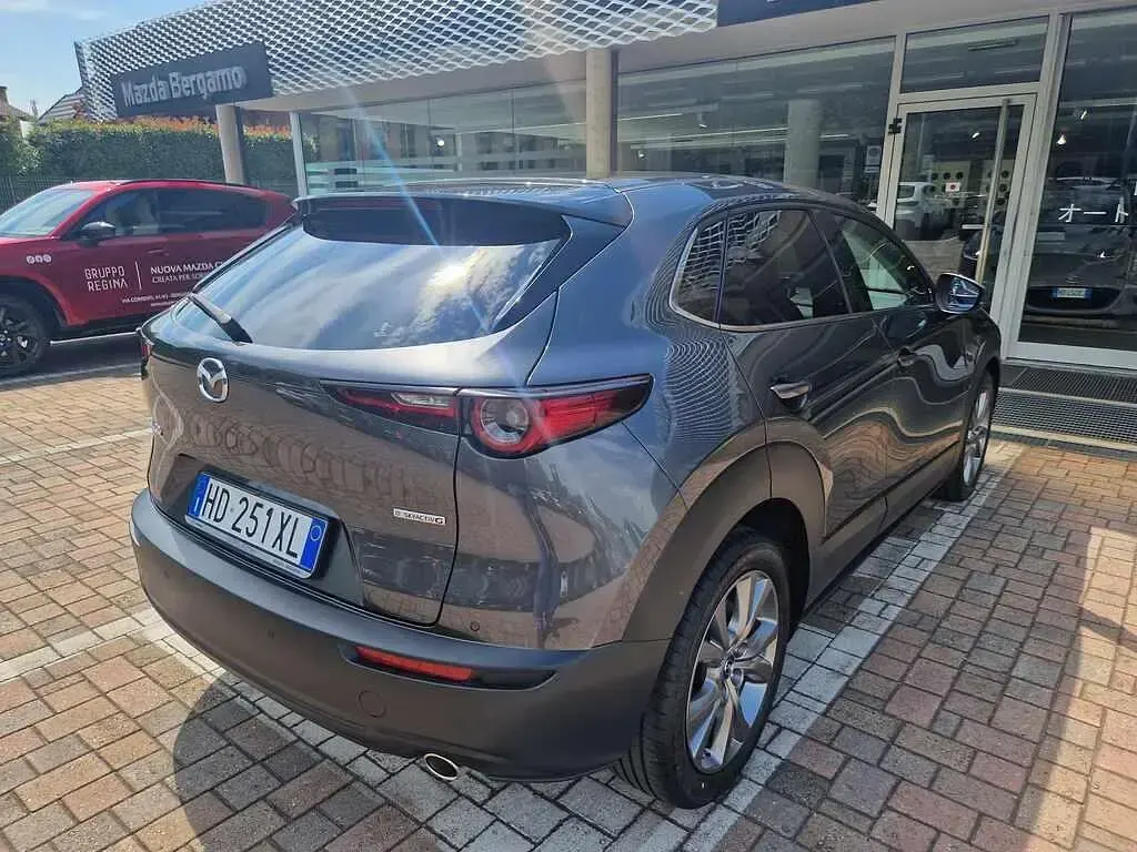 Nuova Mazda CX-30 140 CV (102 kW) 2026 Machine grey SUV