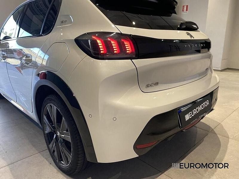 Usata Peugeot 208 GT 100 CV (73 kW) 2022 Bianco Utilitaria
