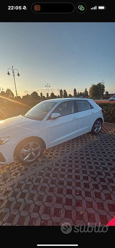 Occasion Audi A1 Sportback Admired 95 ch (69 kW) 2023 Blanc Citadine