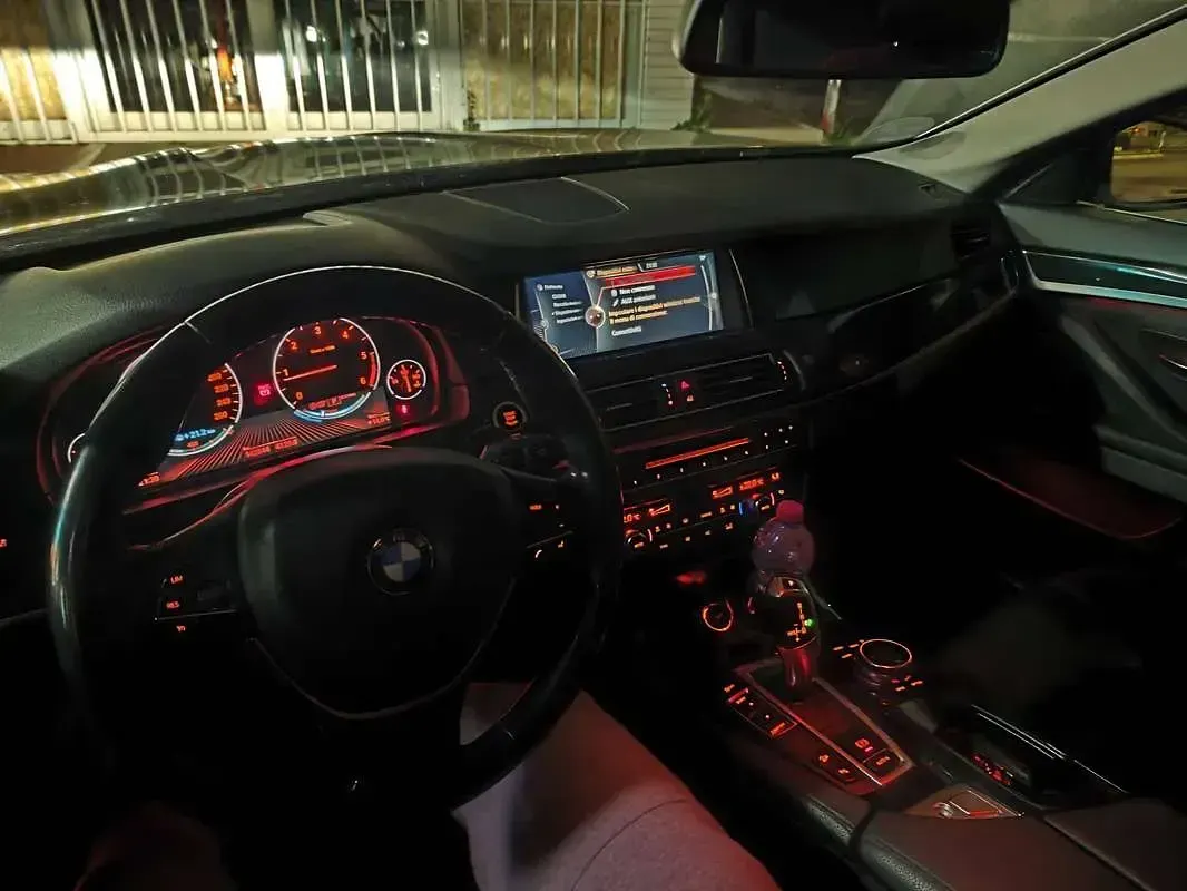 Usata BMW 520 Efficient Dynamics 190 CV (139 kW) 2016 Grigio Berlina