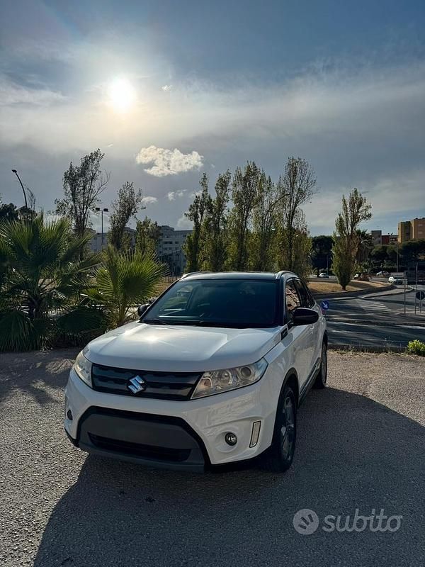 Usata 2015 Suzuki Vitara Cool SUV | 10.600 € (Buon prezzo) - Immagine 1/4