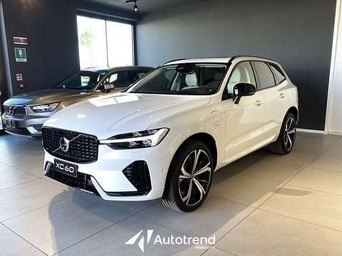 Bianco Nuova 2026 Volvo XC60 Ultra SUV | 58.900 € (Super prezzo) - Immagine 1/4