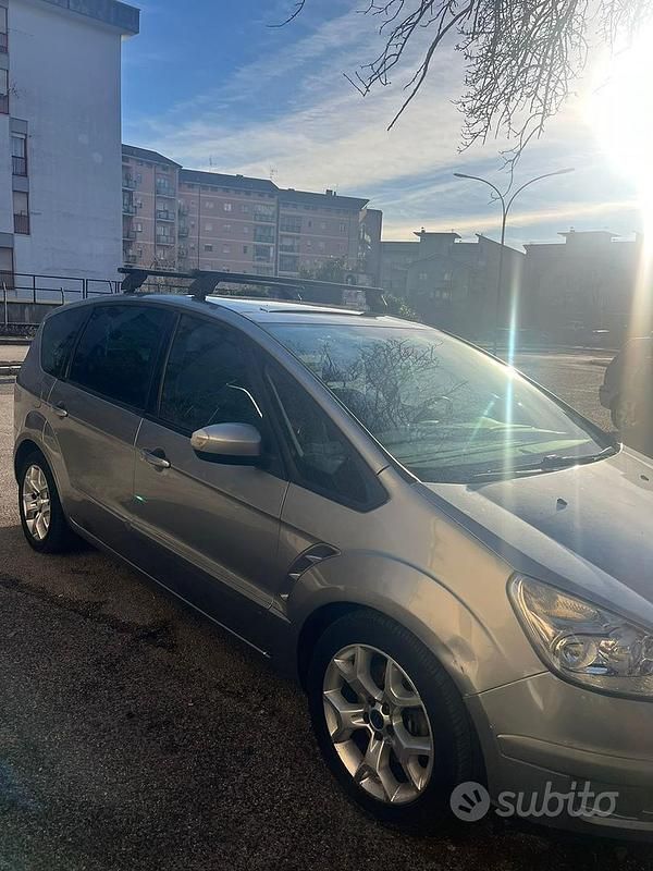 Usata Ford S-MAX S 140 CV (102 kW) 2006 Grigio Monovolume